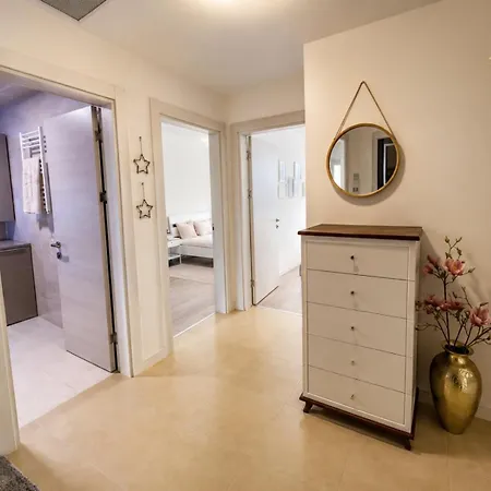 Апартаменты 35th Floor-cevahir Sky City-free Parking-pool-spa-gym-comfort-near To Center Скопье